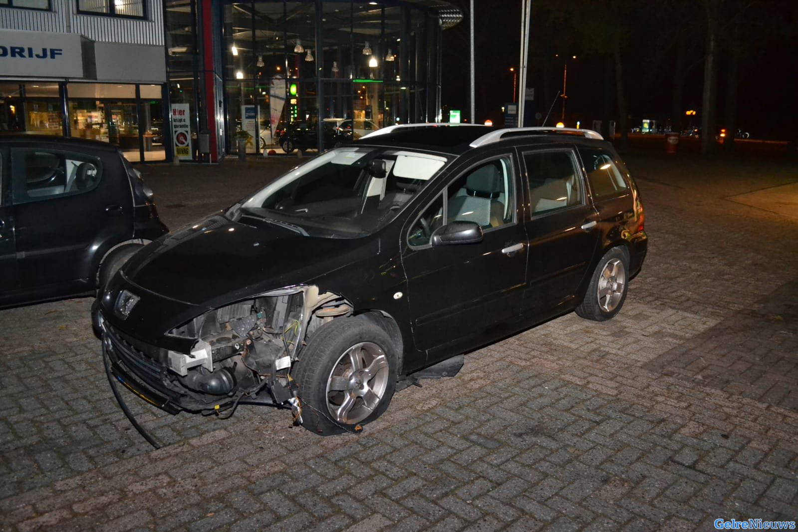 Automobiliste onder invloed rijdt door na ongeval Haalderen