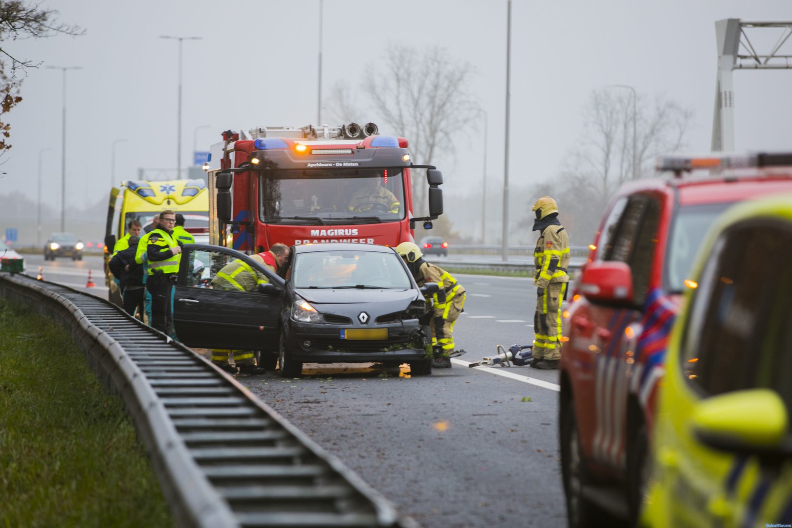 Automobilist raakt gewond bij ongeval A50 Klarenbeek