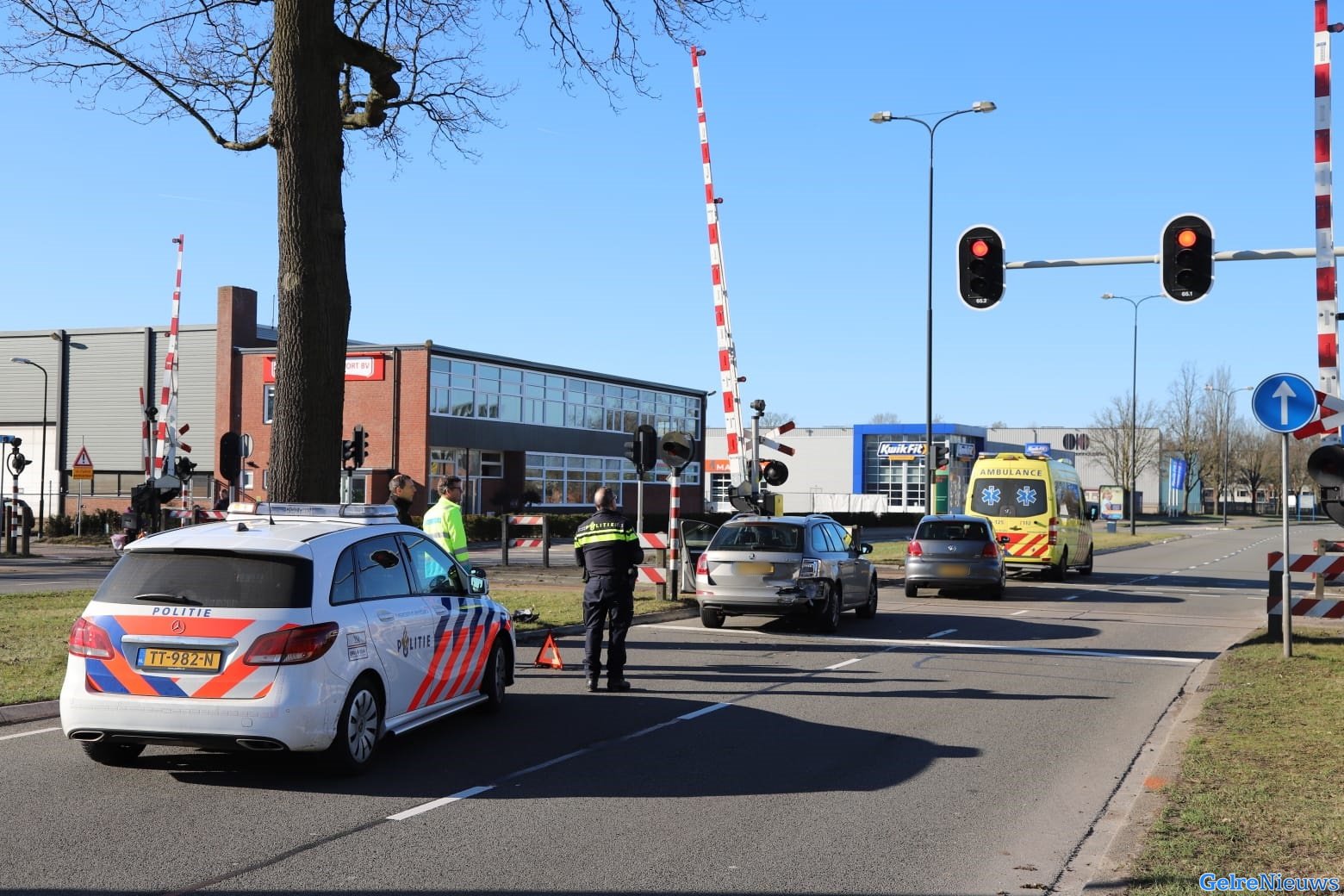 Aanrijding tussen twee auto’s in Apeldoorn