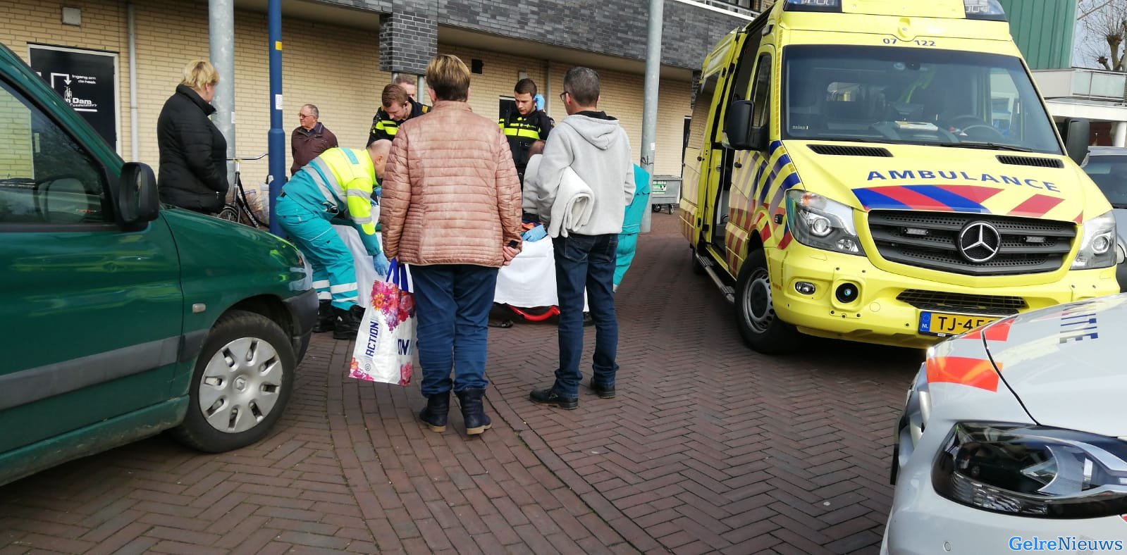 Winkeldief fietst tegen lantaarnpaal en raakt ernstig gewond in Gendt