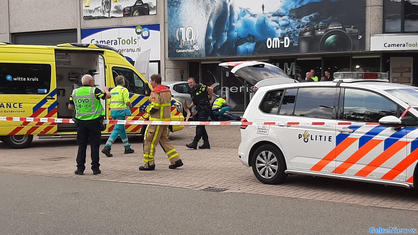 Overval op winkel Apeldoorn: meerdere daders gevlucht