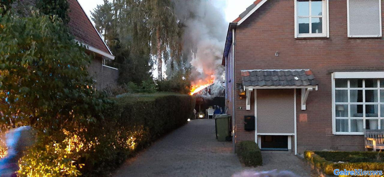 Uitslaande brand in schuur Bemmel