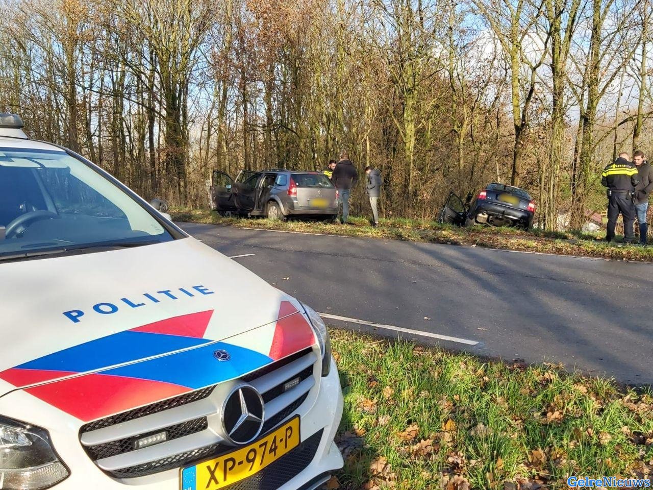 Auto’s botsen bij wegversmalling in Bemmel