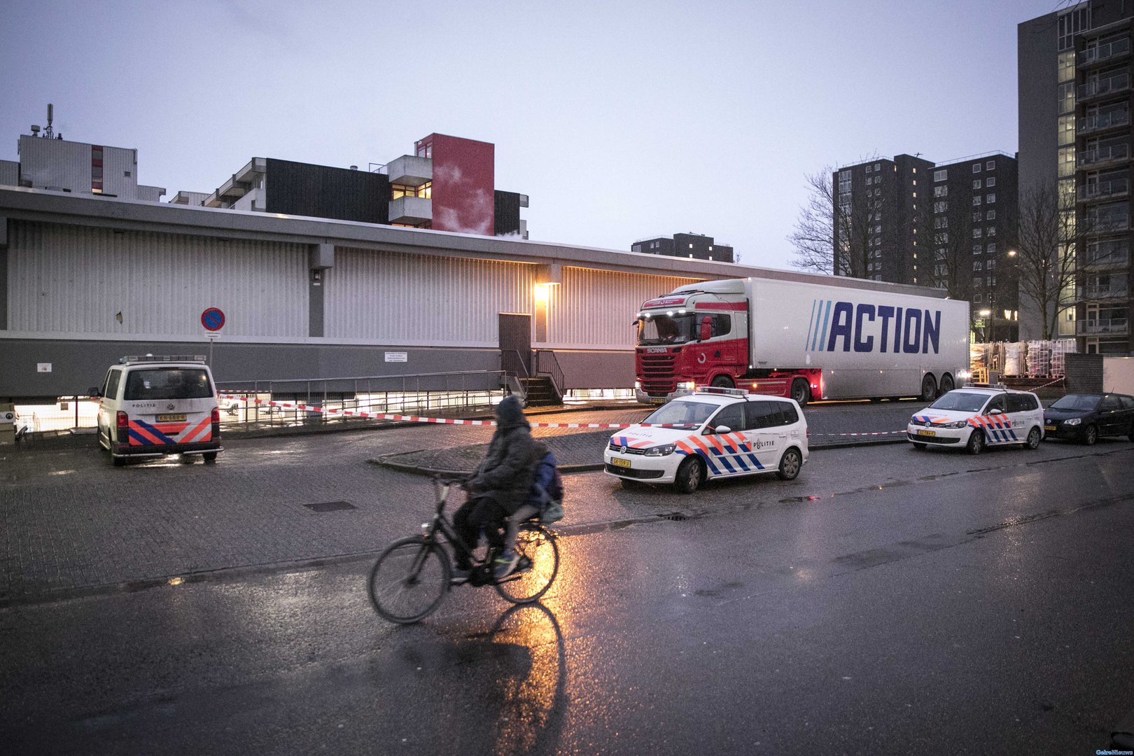 Action in Nijmegen overvallen, twee verdachten op de vlucht