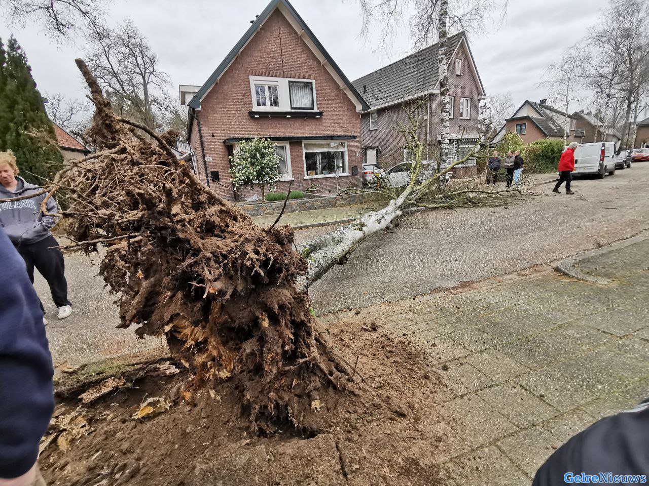 LIVEBLOG: Storm Ciara trekt over onze regio