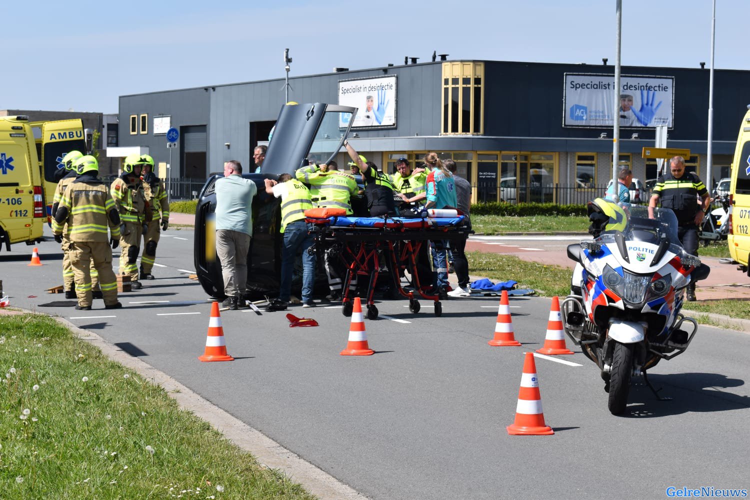 Vrouwen gewond bij ernstig ongeval in Elst