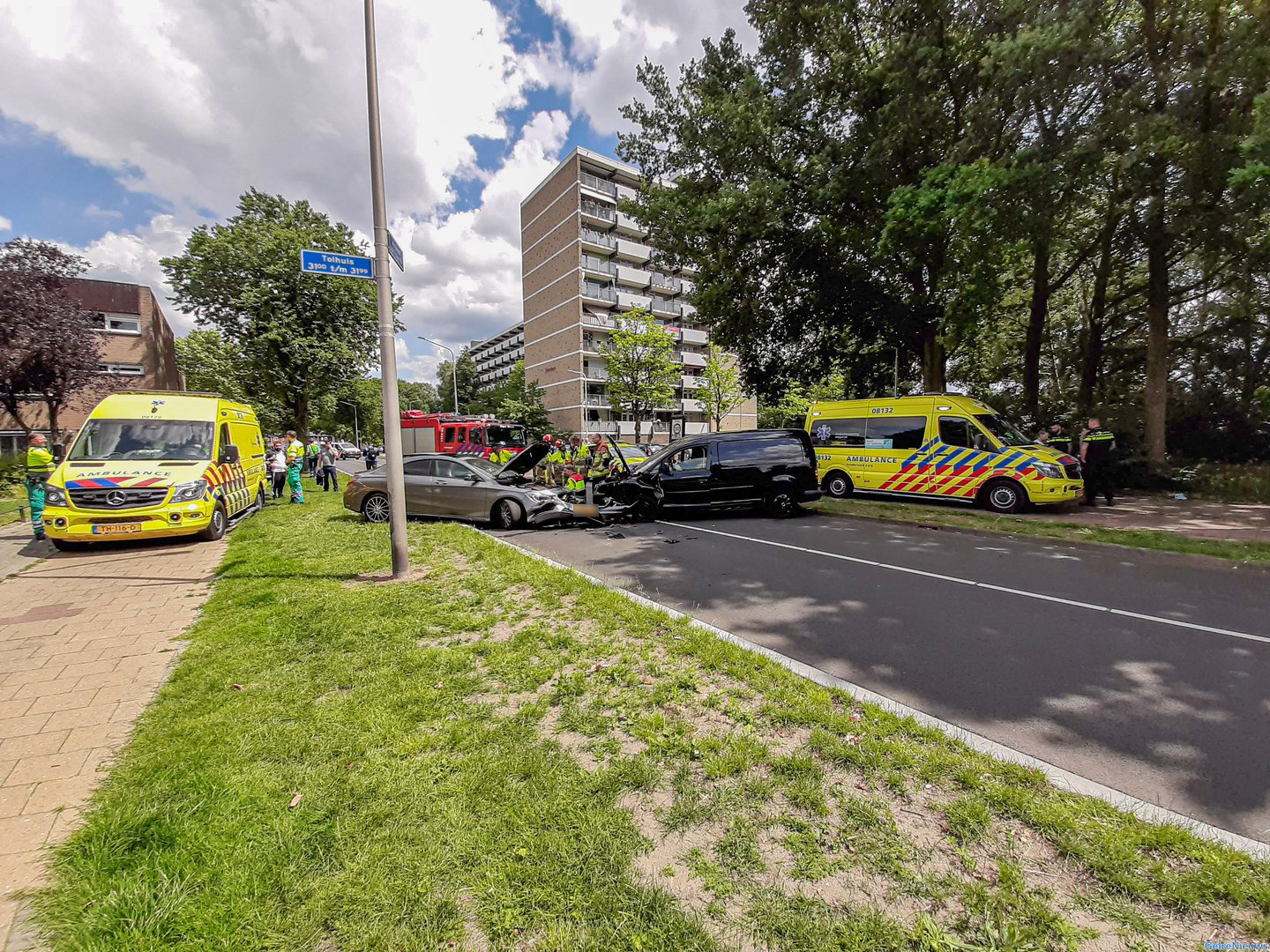 Gewonde en aanhouding na frontale aanrijding Nijmegen