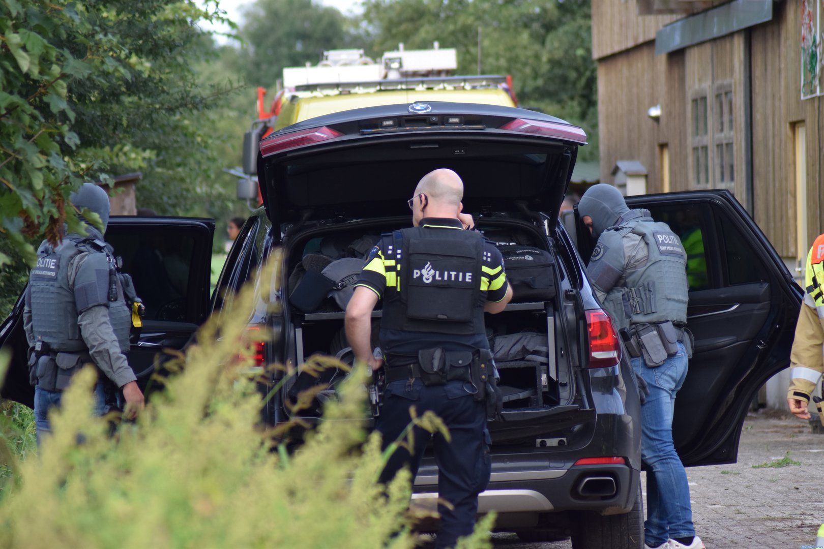 Arrestatieteam haalt man uit vrachtwagen in Groesbeek