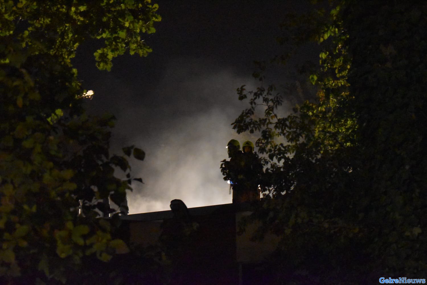 Brand bij voetbalvereniging RKHVV in Huissen