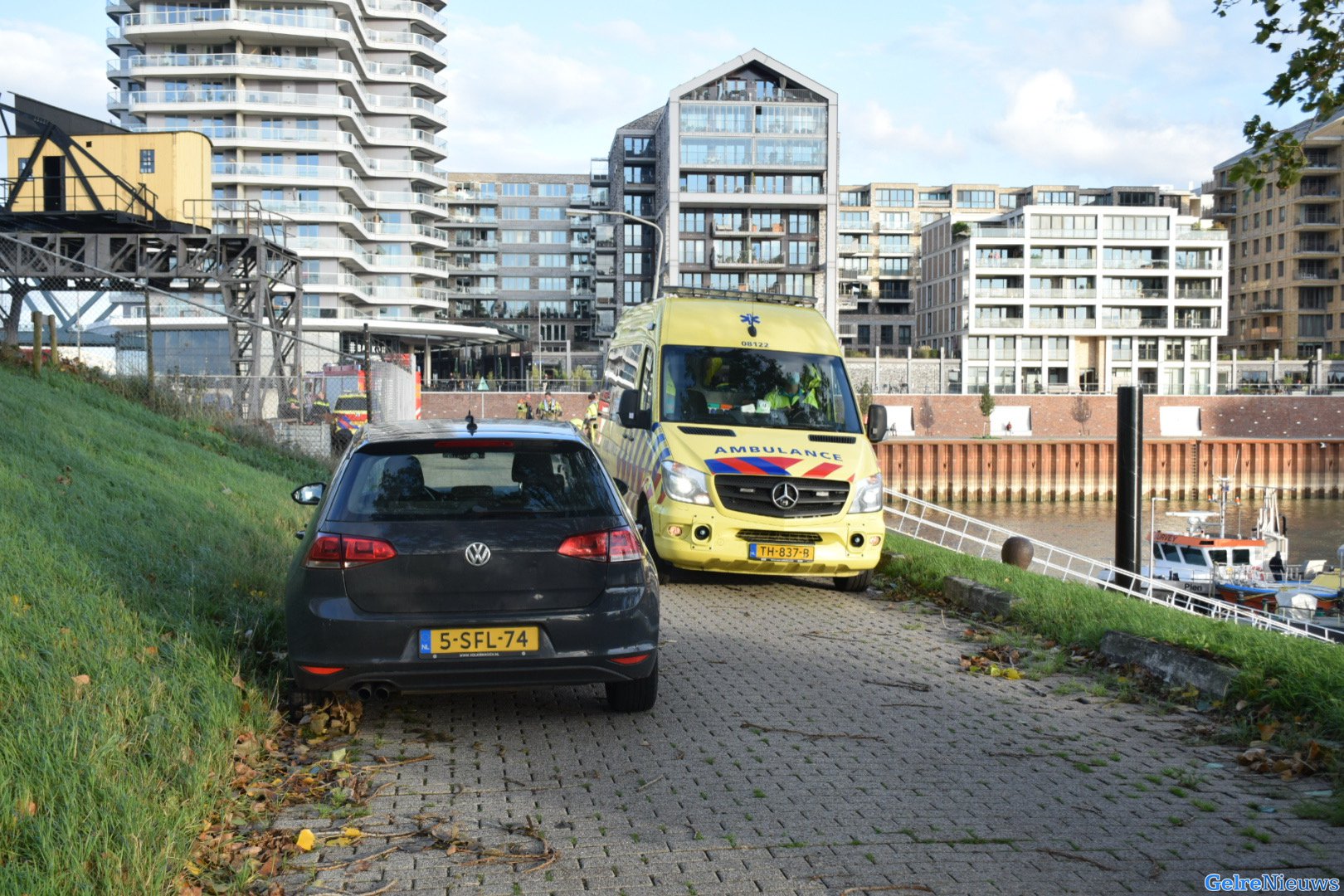 Vrouw gered uit de Waal in Nijmegen