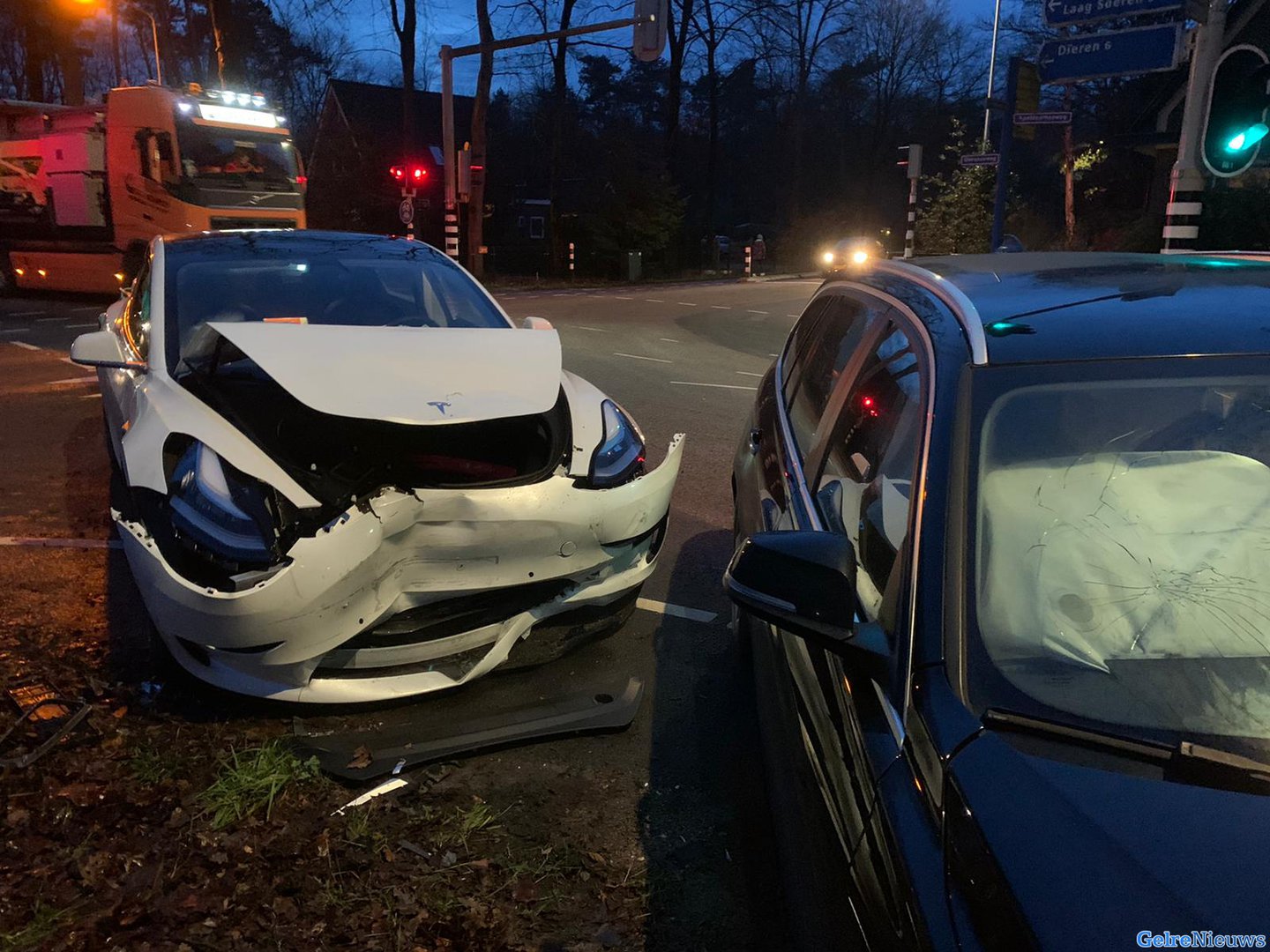 Ongeval langs het kanaal bij Hall