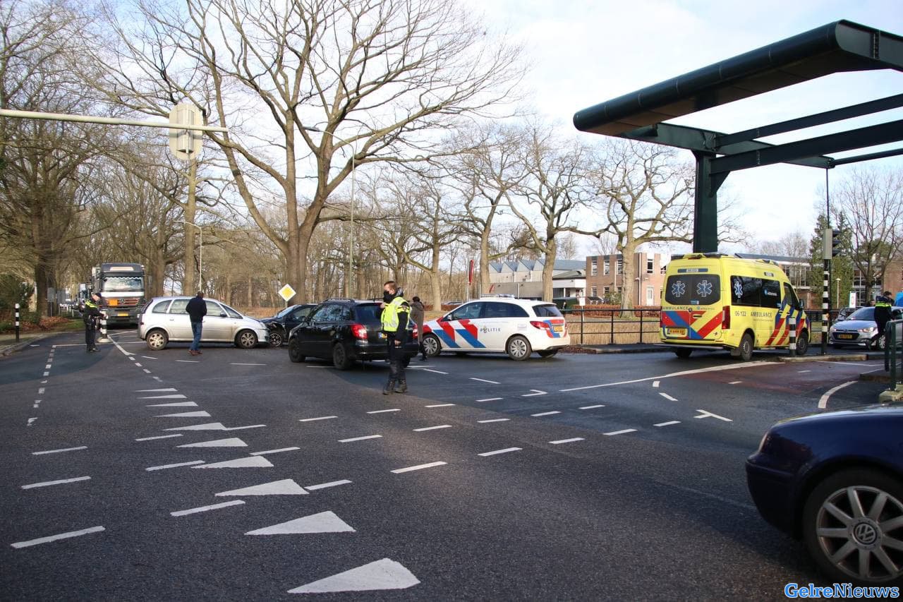 Ongeval bij Hallsebrug in Hall: verkeer deels gestremd