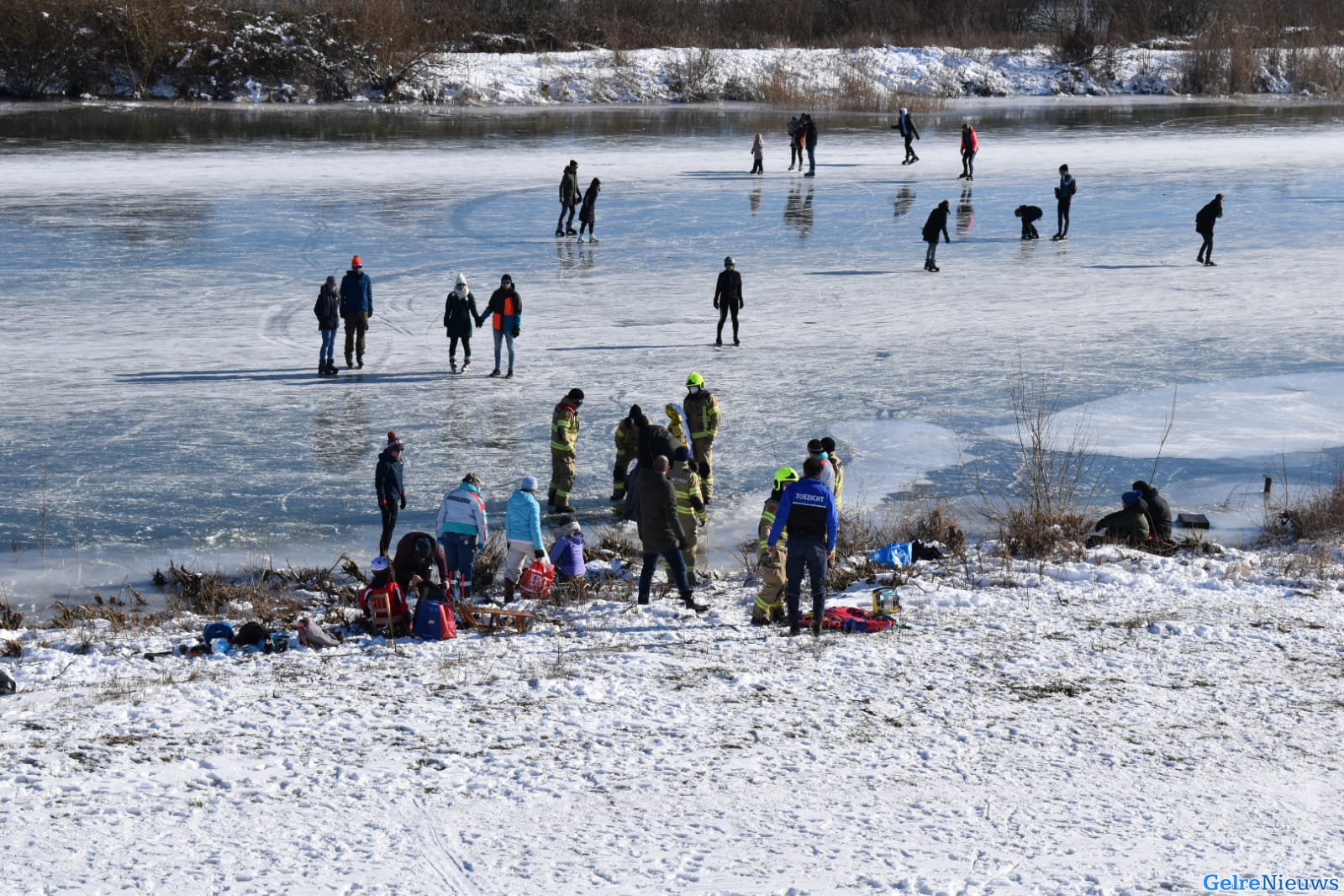 Schaatser gewond na val op natuurijs in Bemmelse uiterwaarden