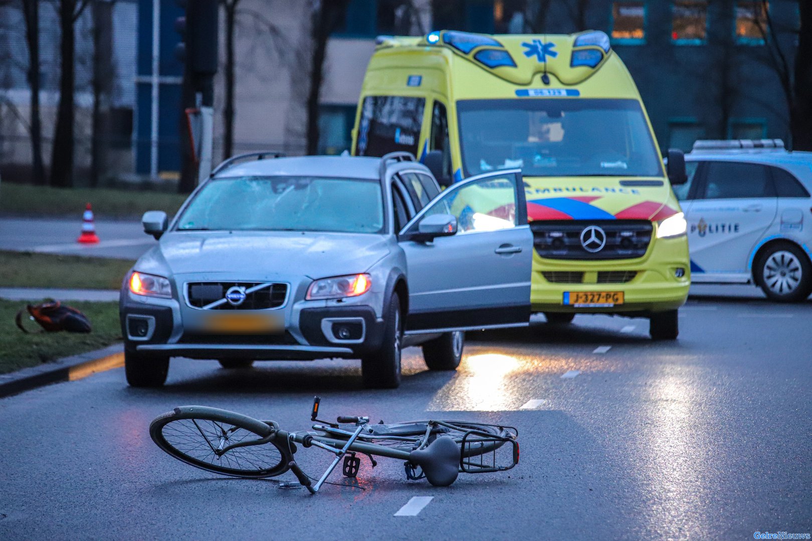 Fietser raakt gewond bij aanrijding in Apeldoorn