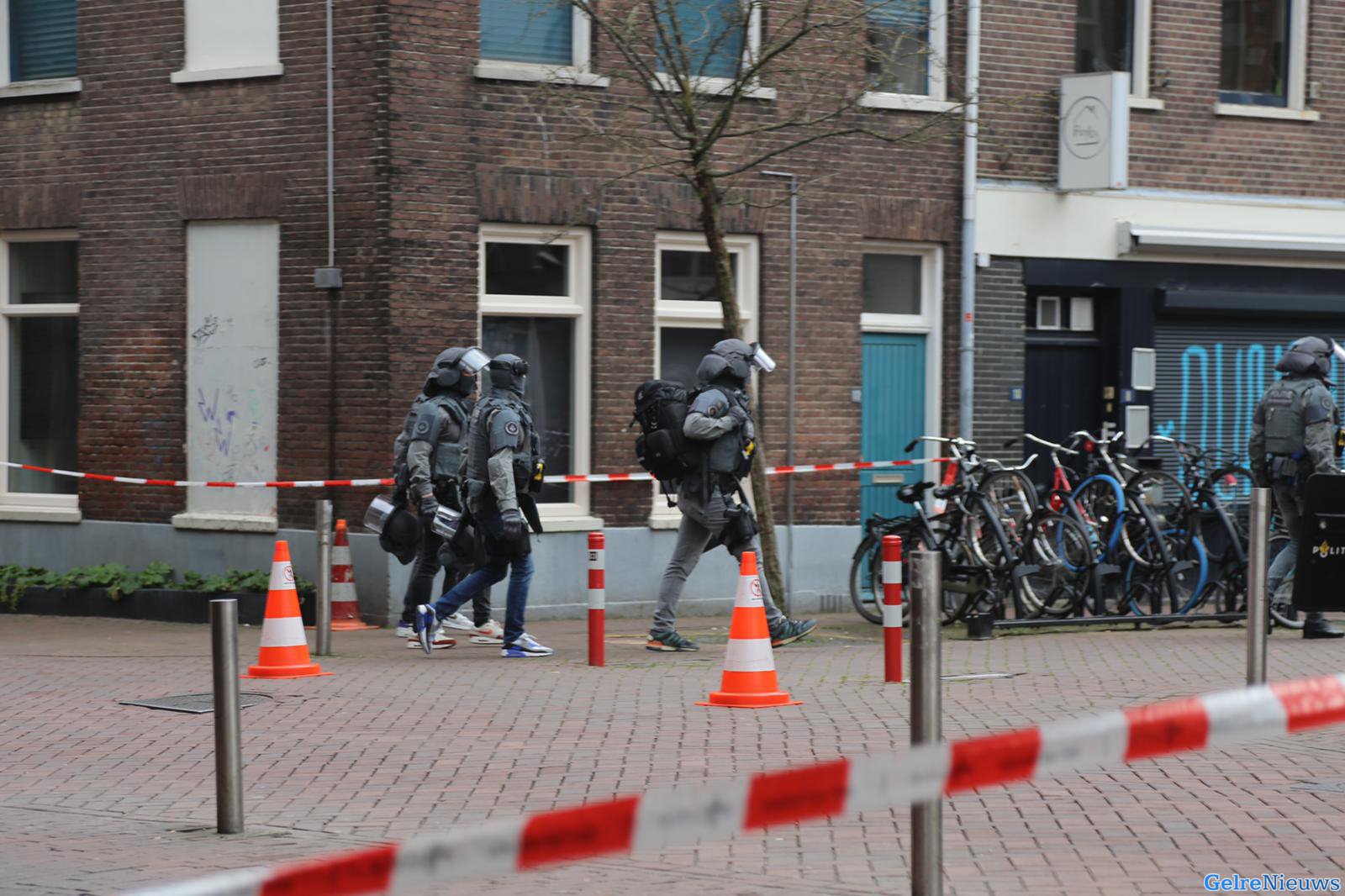 Arrestatieteam valt woning in centrum Nijmegen binnen