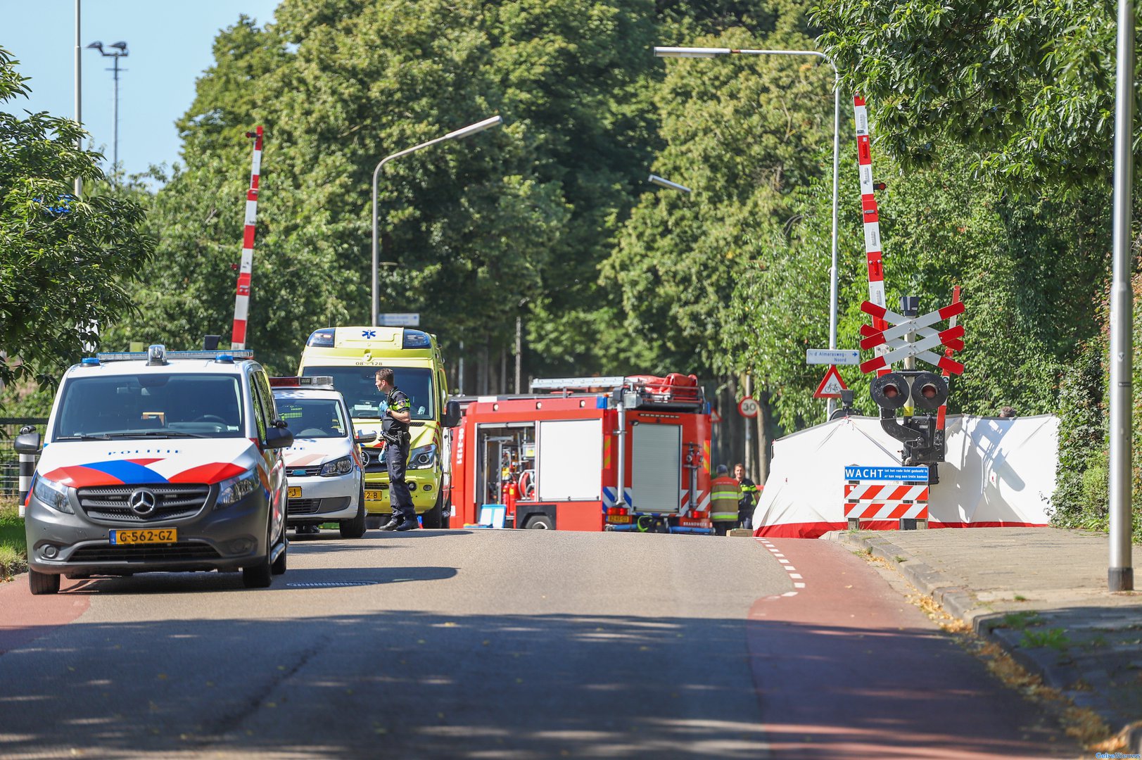 Persoon op scootmobiel overleden na aanrijding met trein