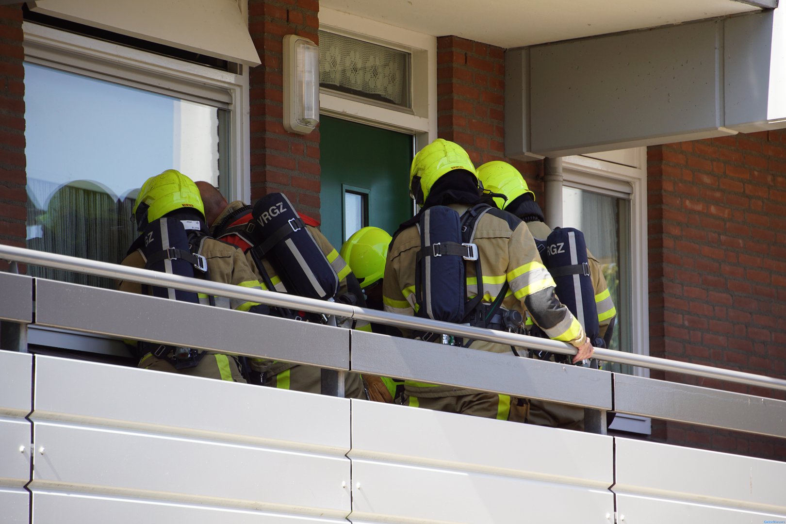 Brandweer forceert deur van een woning na brandmelding in Nijmegen