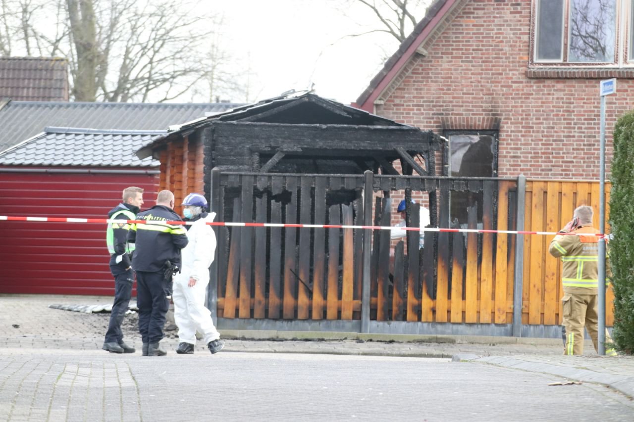 Dode aangetroffen na brand: politie doet onderzoek