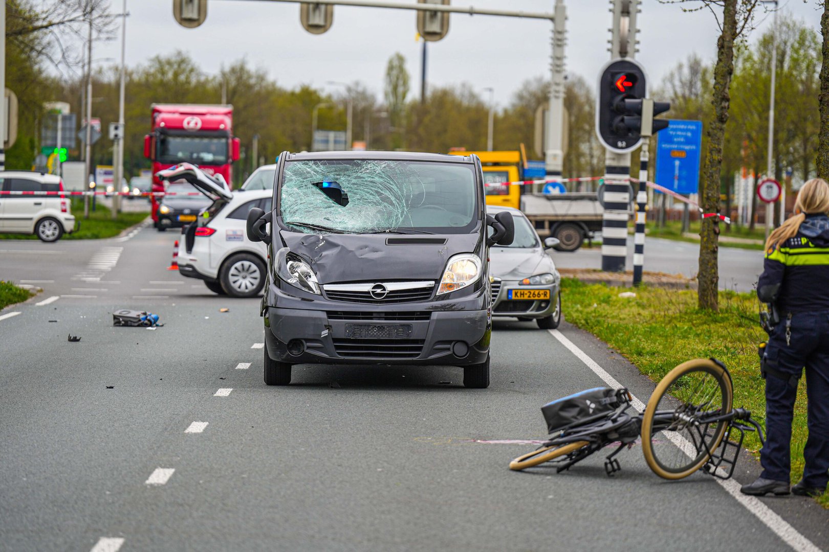 Fietser (40) overleden bij aanrijding in Doetinchem