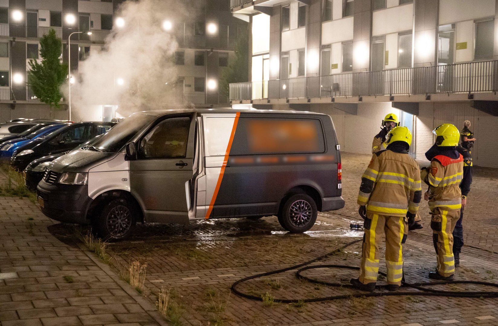 Bestelbus in brand in Nijmegen