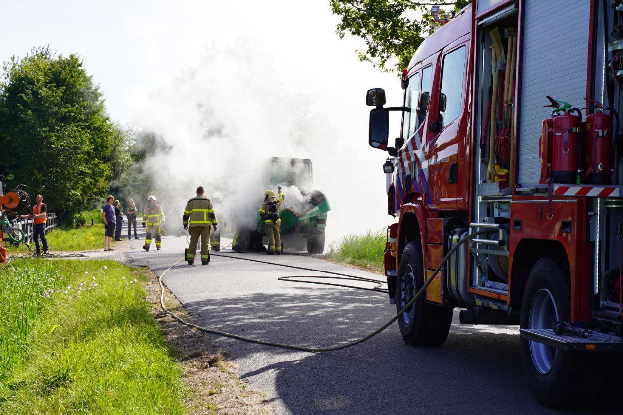 Shovel verwoest door brand