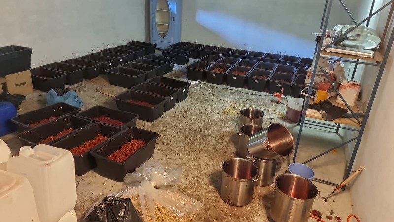 2000 kilo illegale shisha-tabak aangetroffen