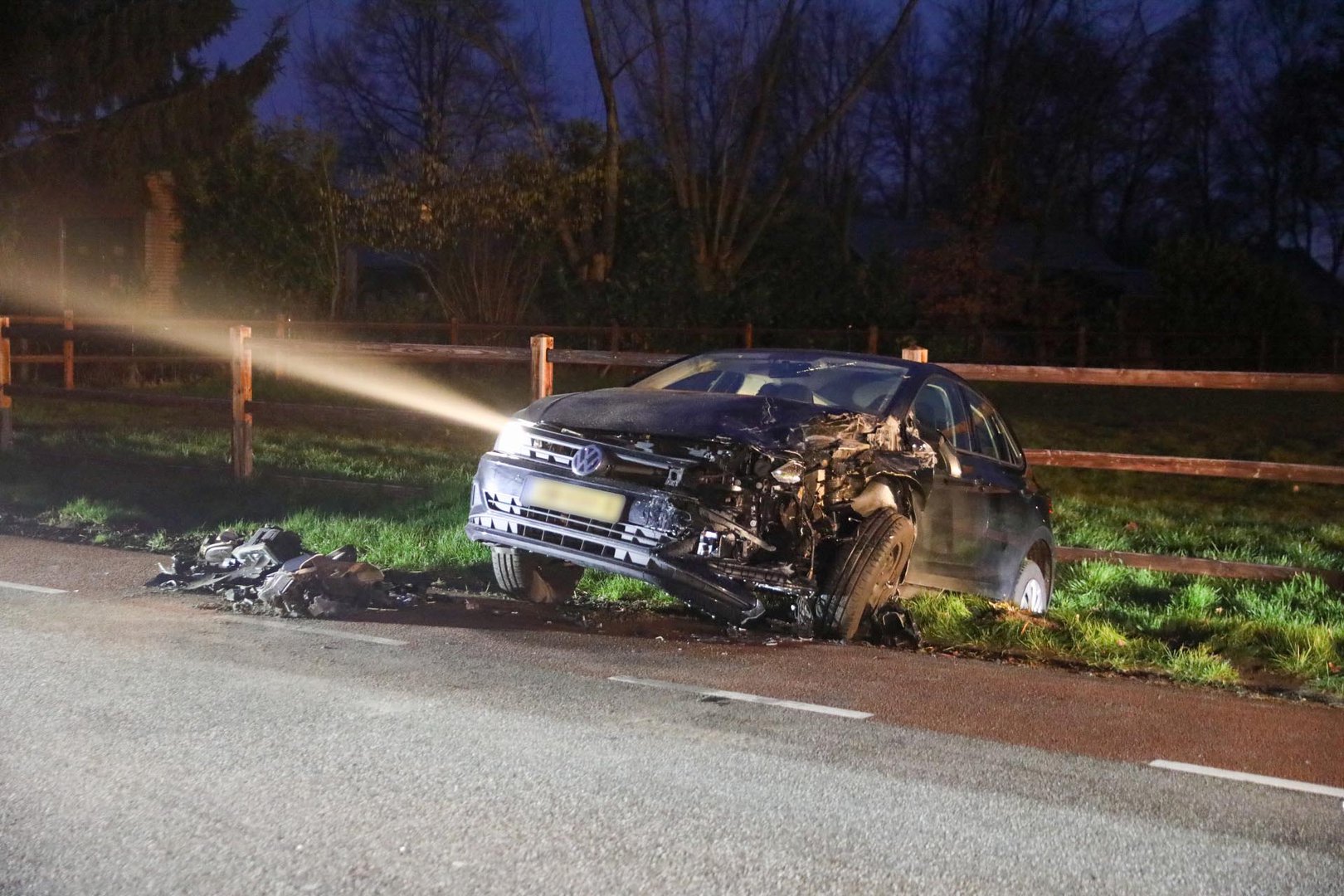 Automobilist gewond bij ongeval met vrachtwagen