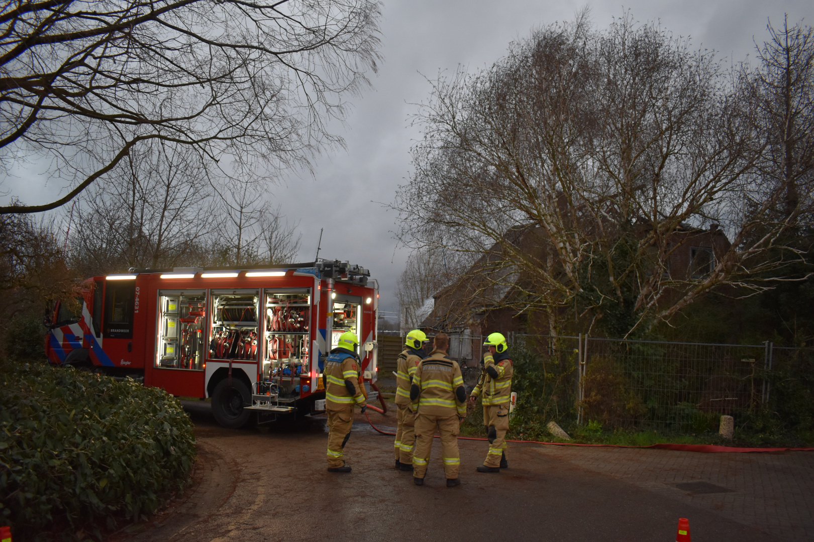 Wederom brand in berucht Huissens slooppand