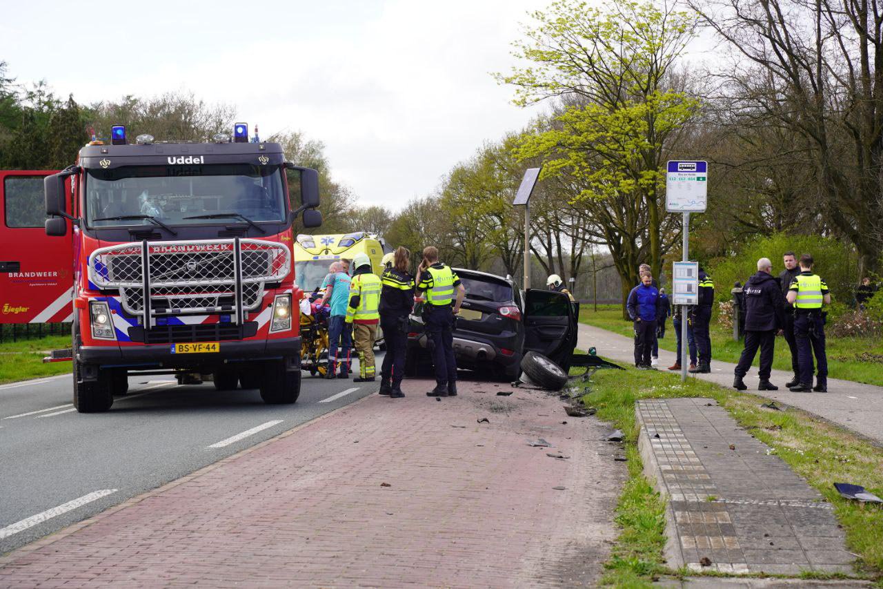 Gewonden bij ongeval tussen twee personenauto’s