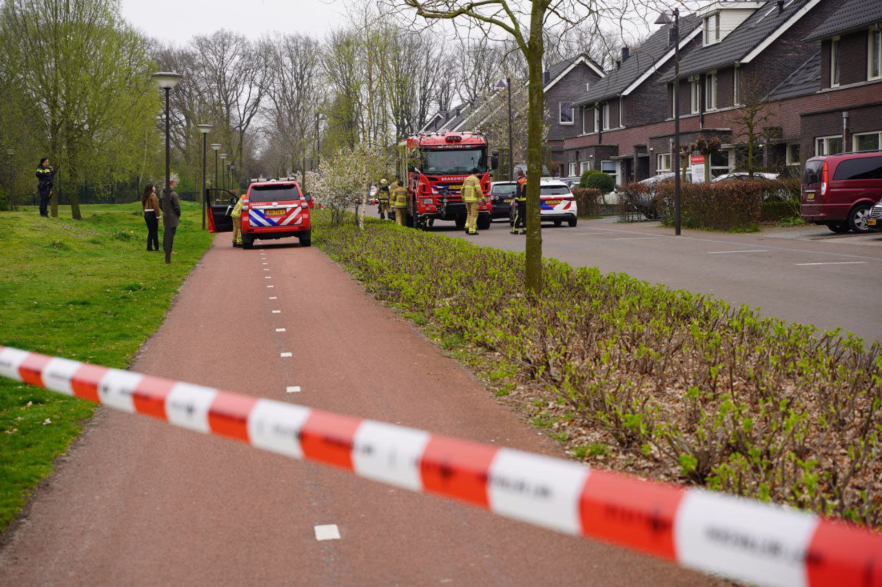 UPDATE: Zeven personen onwel door vreemde vloeistof in woning, vloeistof via brievenbus naar binnen gegooid