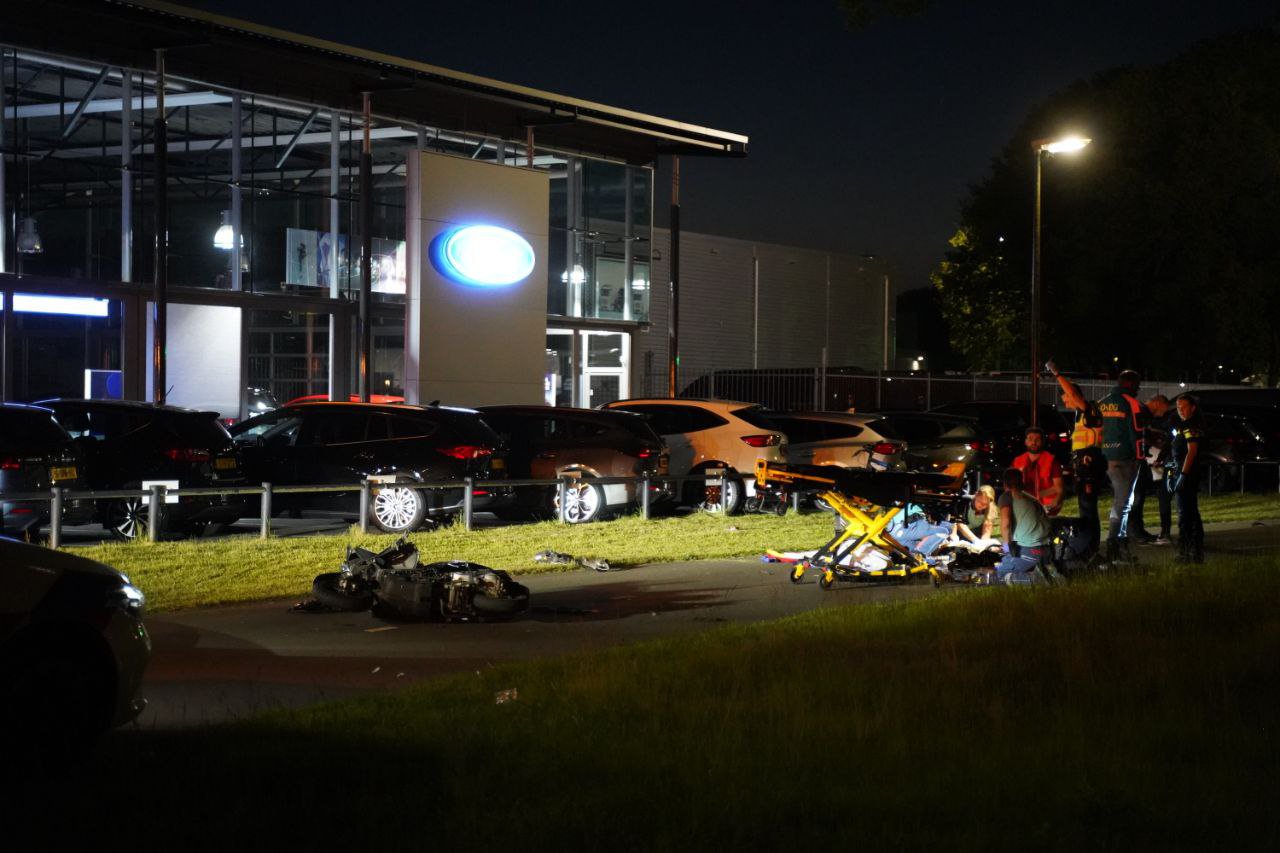 Scooterrijder ernstig gewond bij botsing met fietser