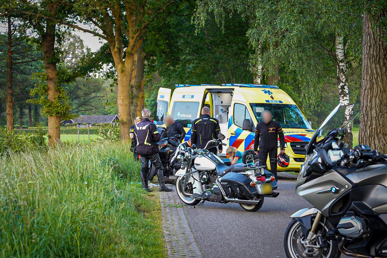 Motorrijders raken gewond bij ongeluk Vorden