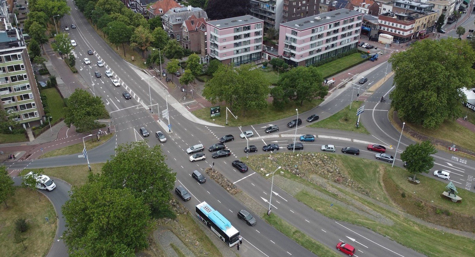 Verkeerslichten in Nijmegen buitenwerking, levensgevaarlijke situaties