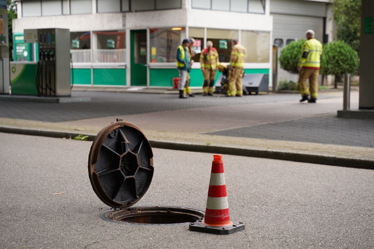 Gaslucht waargenomen en onderzocht bij tankstation in Apeldoorn