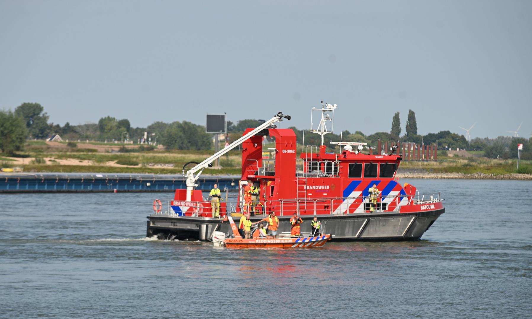 Grote zoekactie naar vermist persoon in de Waal