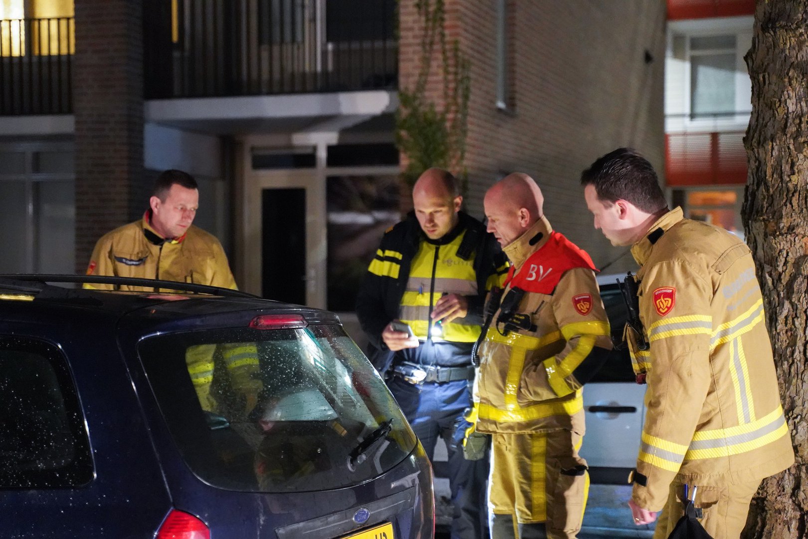 Schade aan auto na poging brandstichting