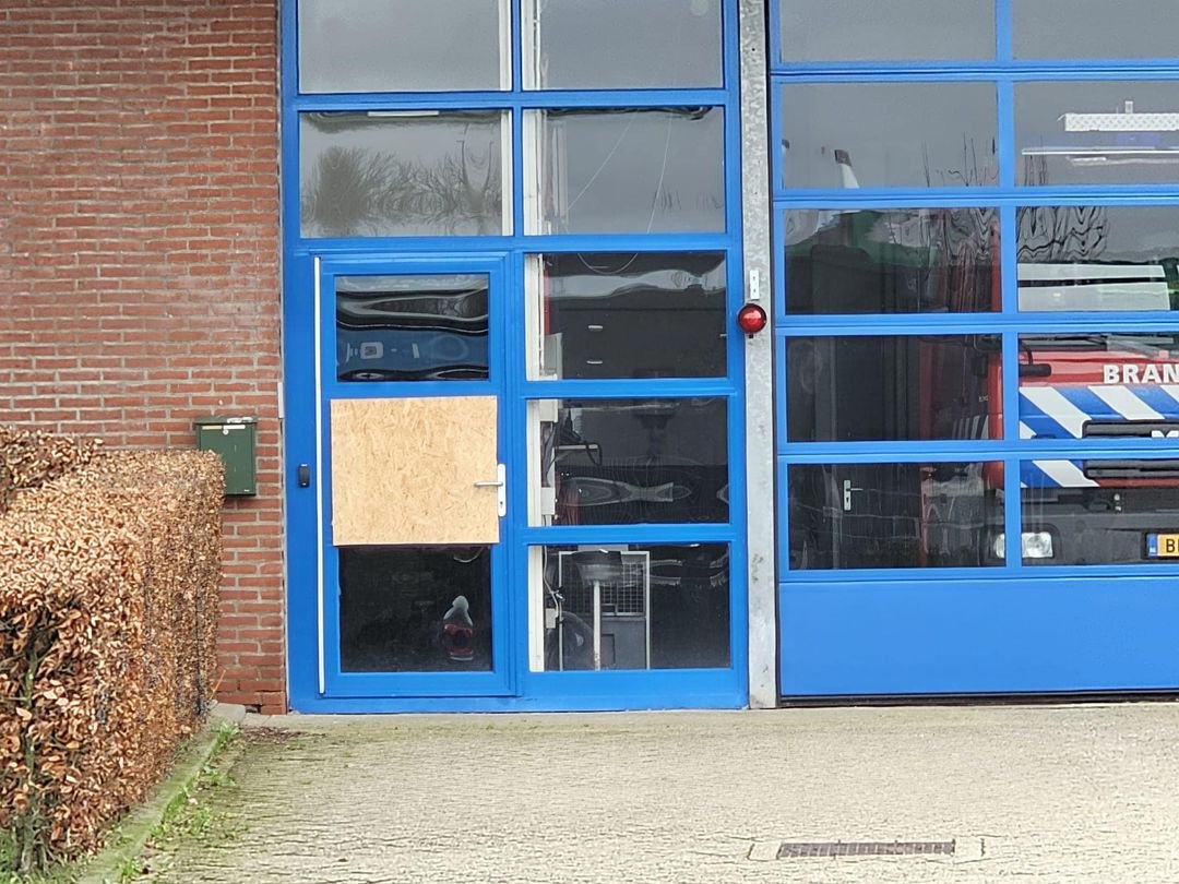 Twee inbraken bij brandweerkazernes