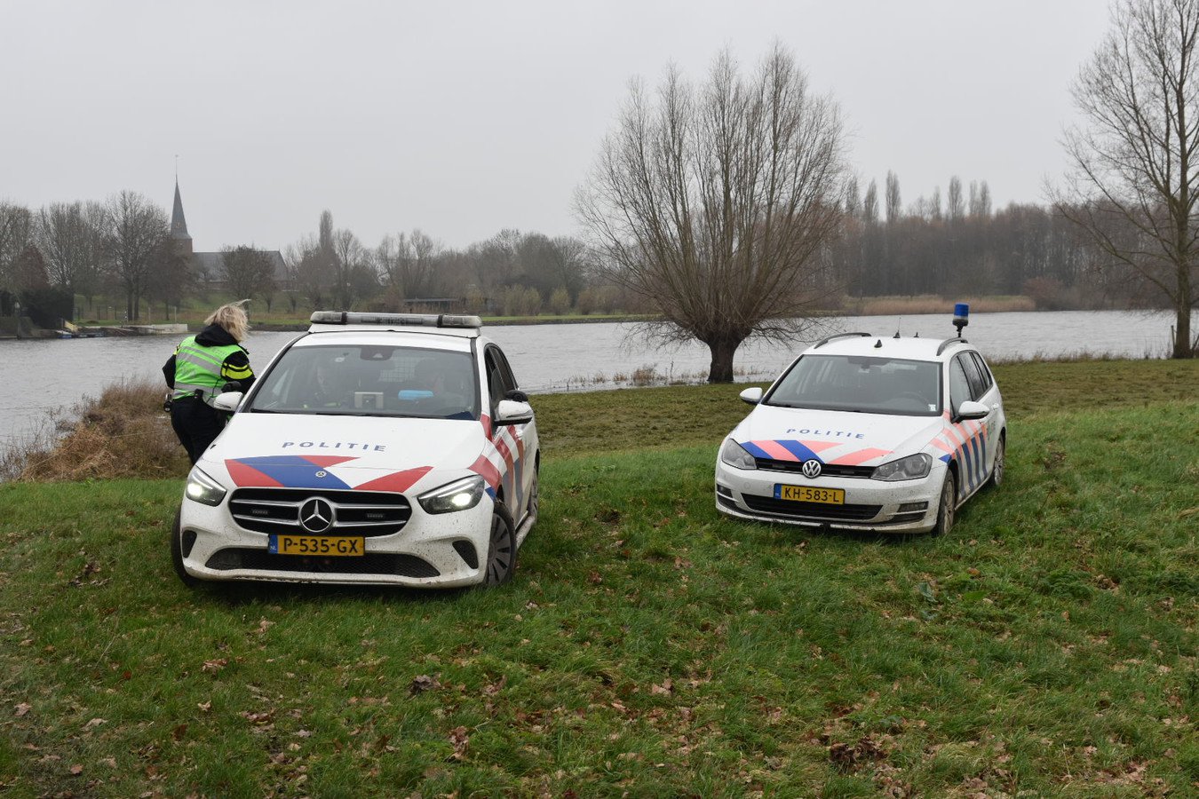 Dode man bij het water blijkt te zijn vermoord