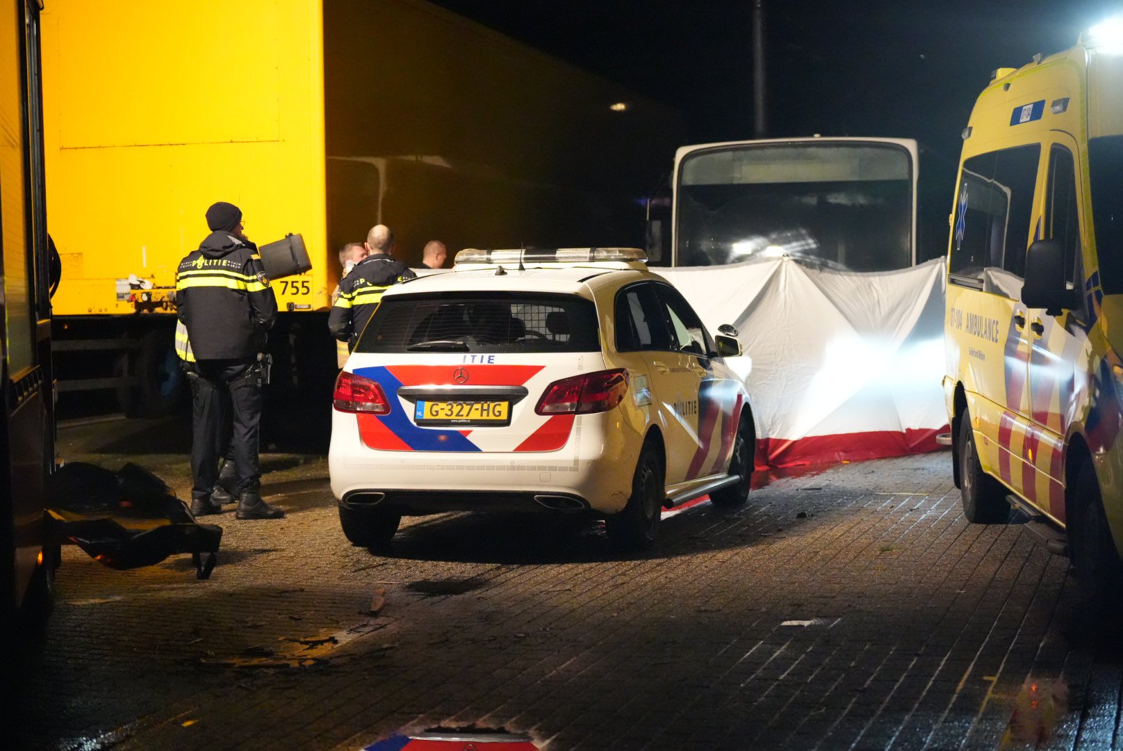 Dakloze man (35) sterft op parkeerplaats, Arnhem wil buitenslapers naar binnen halen vanwege vrieskou