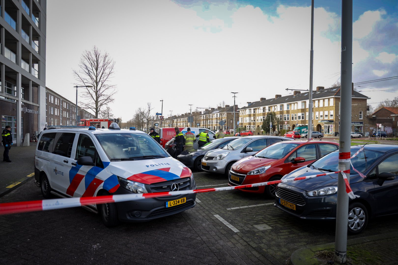 Overleden persoon aangetroffen in geparkeerde auto