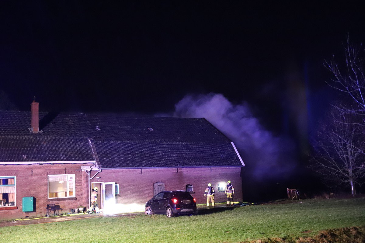 Brand in schuur met hooi opslag