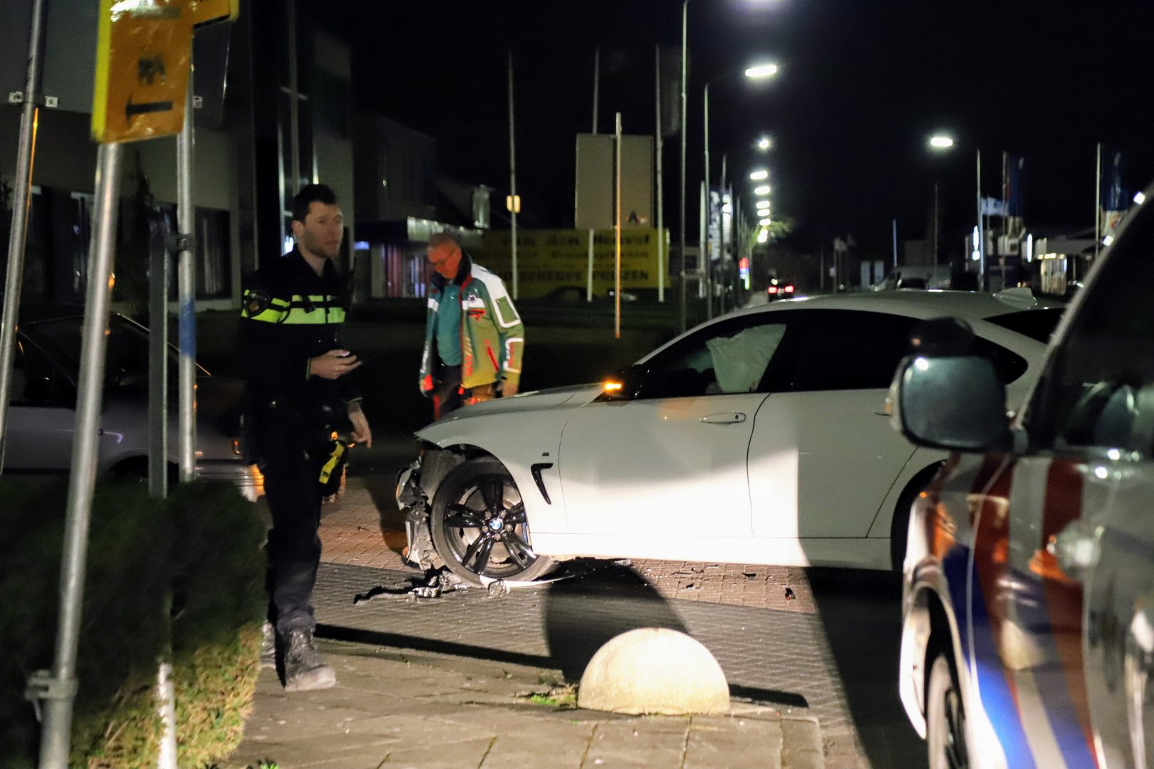 Gewonde na ongeval tussen twee auto’s op kruising