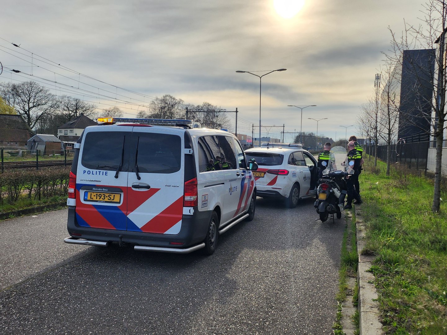 Scooterrijder klem gereden tijdens vluchtpoging