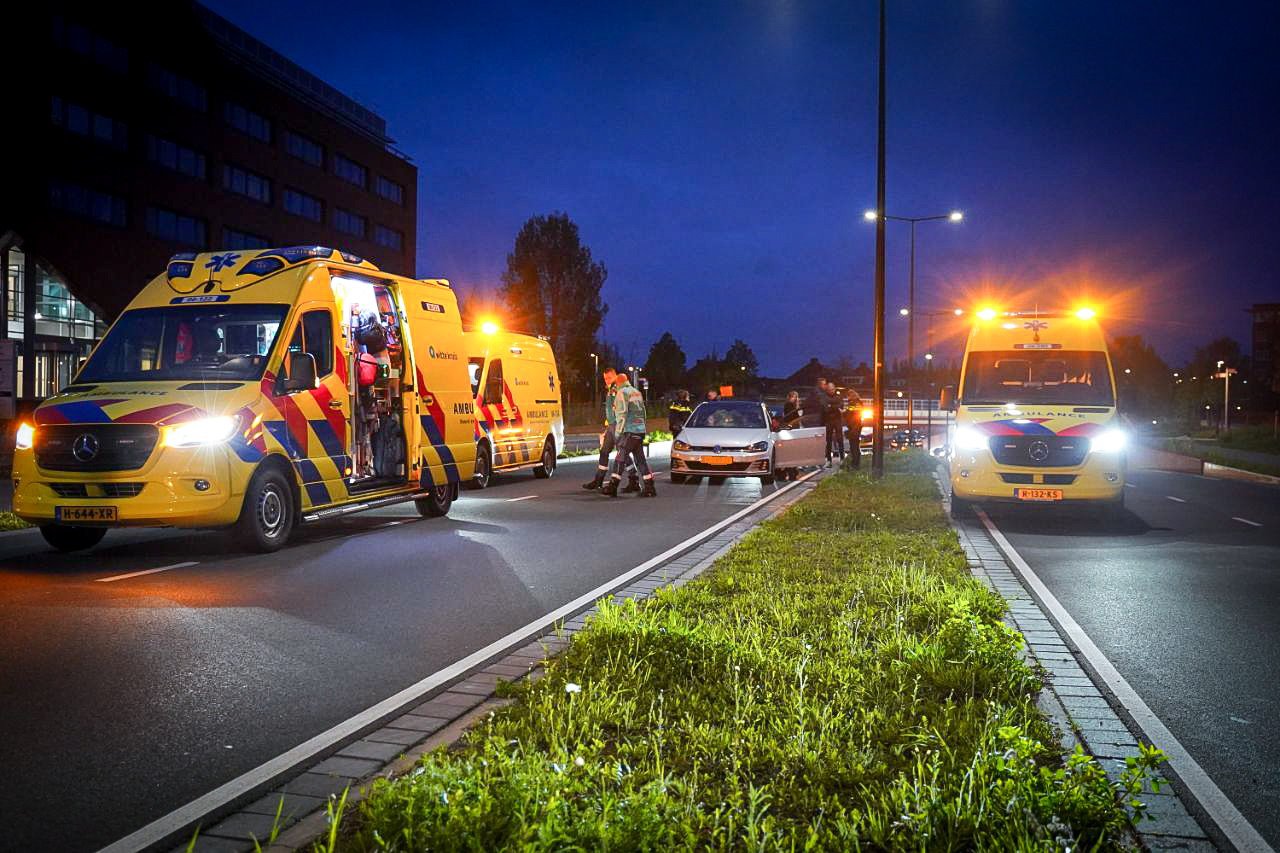 Zwaargewonde na aanrijding met auto