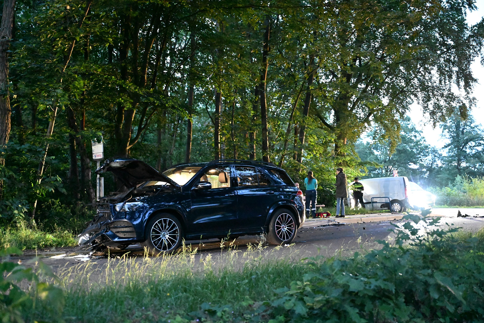 Twee auto’s total loss na aanrijding