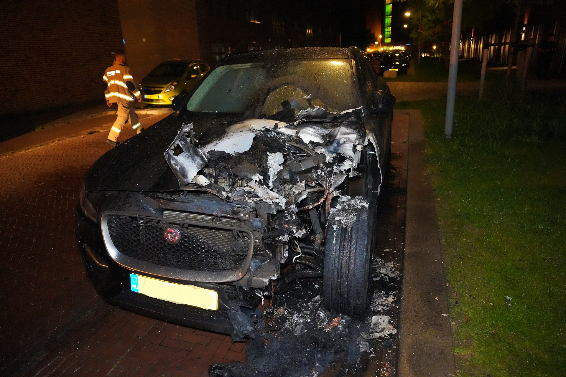 Auto beschadigd door brand: eigenaar vermoedt brandstichting