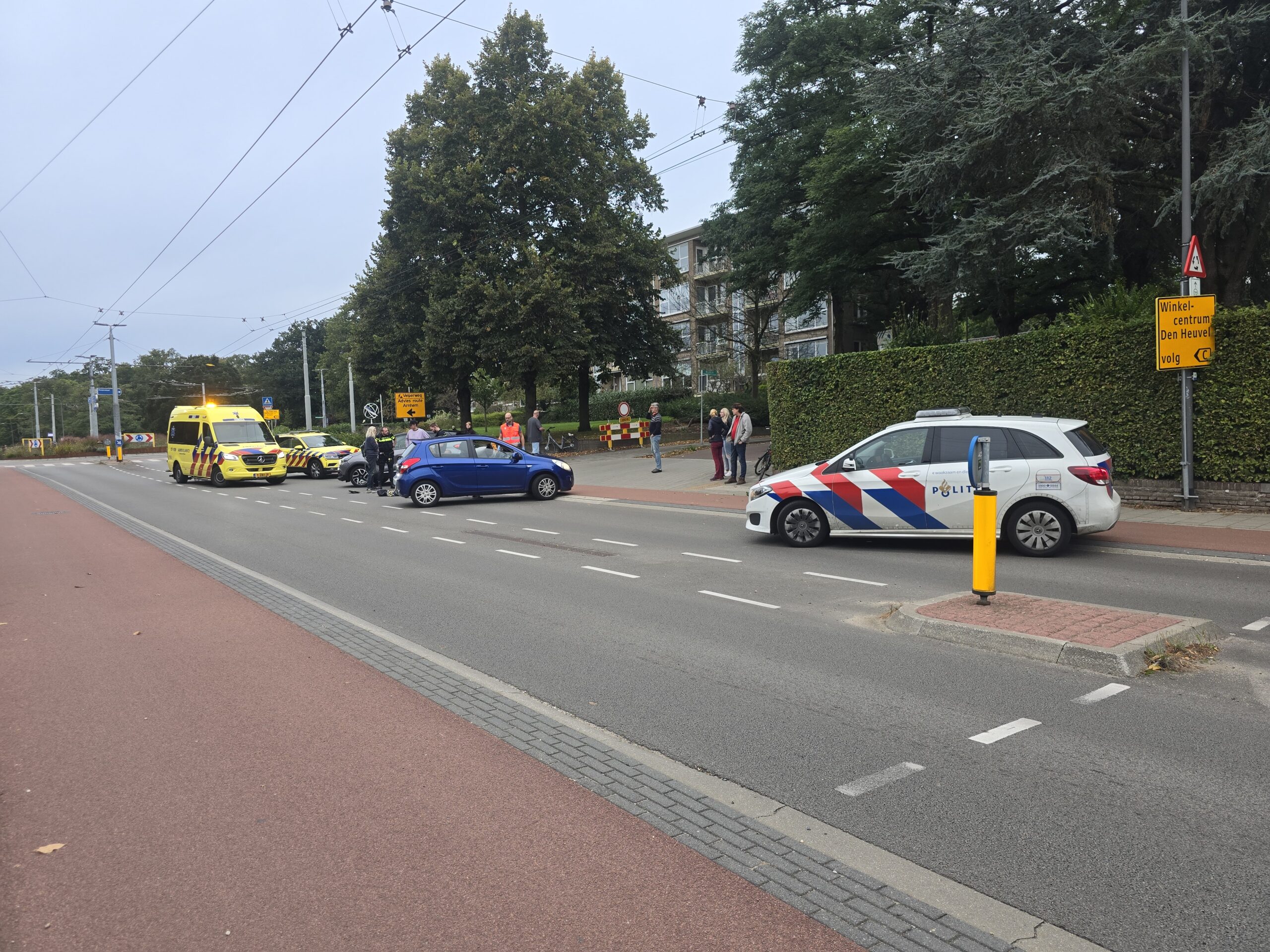 Fietser gewond na botsing met auto in Velp