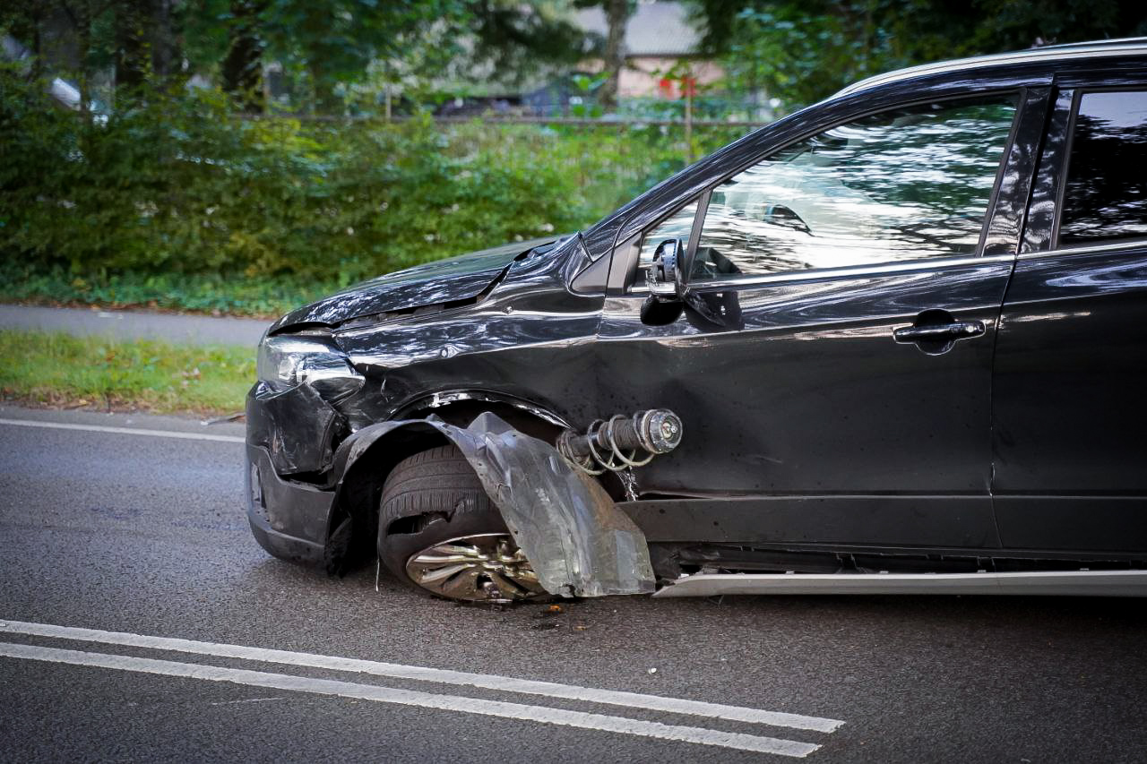 Flinke schade en gewonde na ongeval