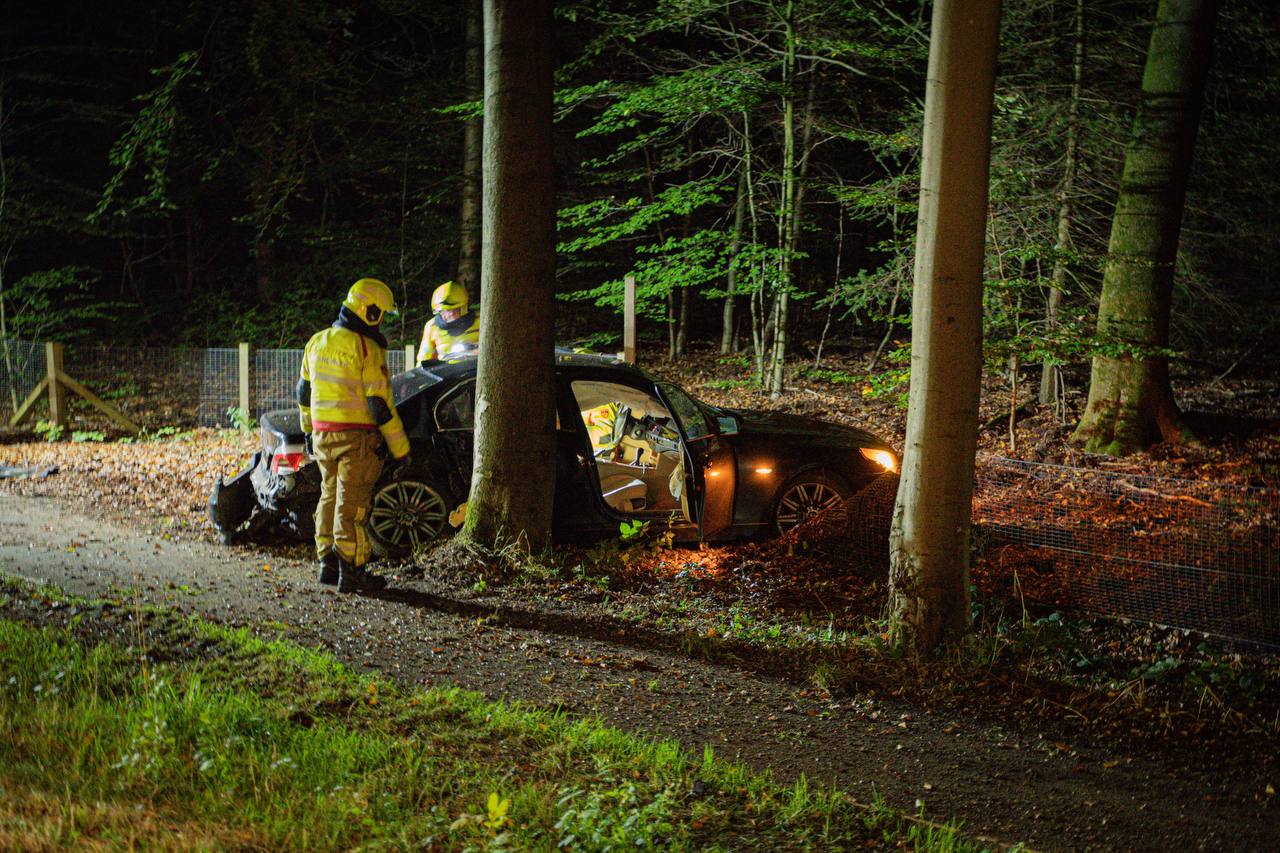 Twee gewonden na ongeval tussen twee auto’s