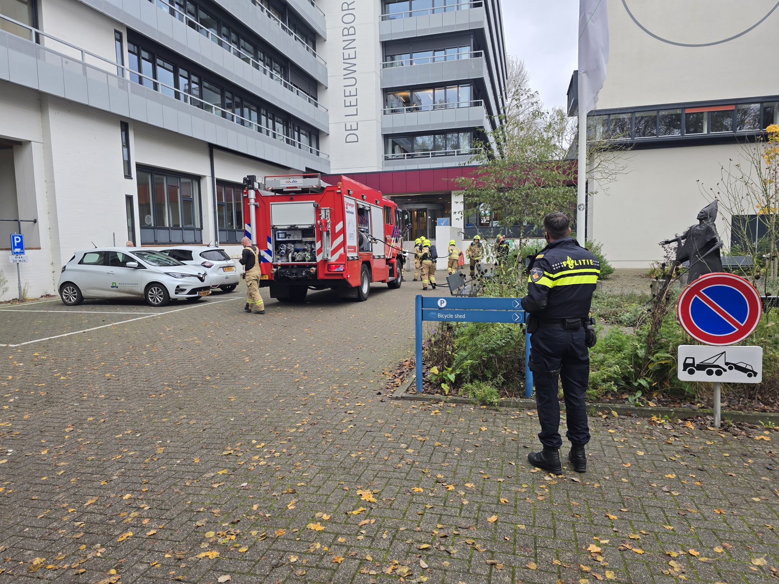 Grote ontruiming na brand in kelder van universiteitsgebouw